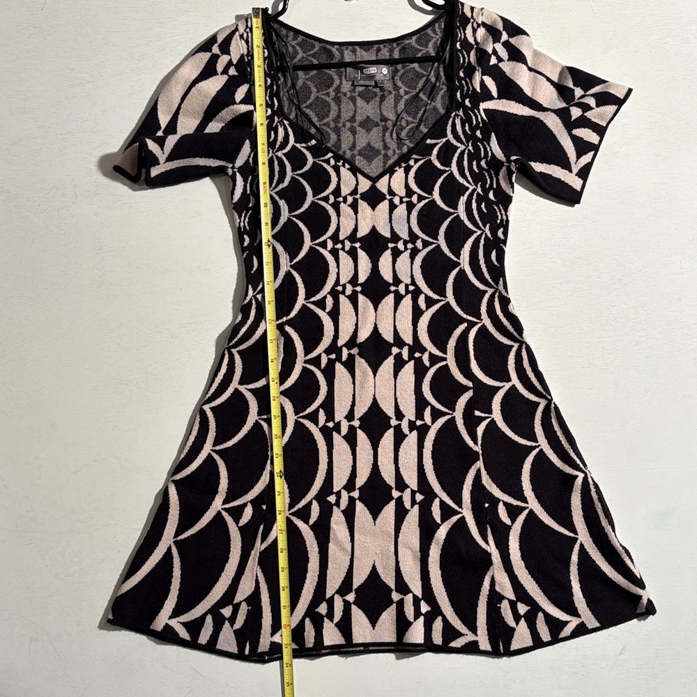 Anthropologie Black and Gray Knit Top - Picture 4 of 8
